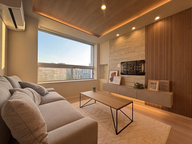 湯島ハイタウンA棟の居間・リビング