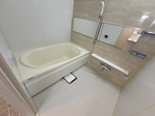 メゾンドソレイユ網干の浴室