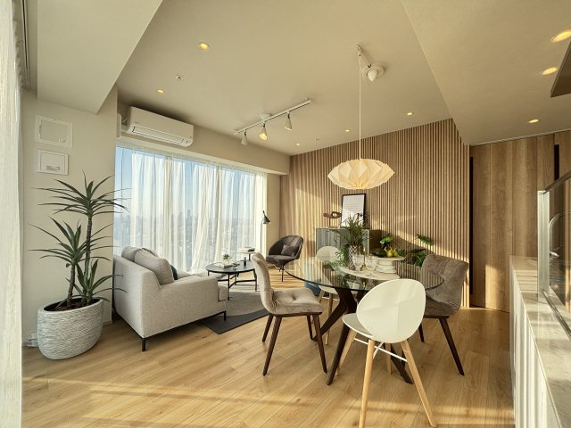 ブリリアタワー上野池之端の居間・リビング