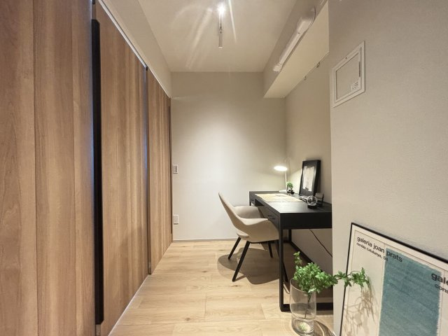 ブリリアタワー上野池之端の洋室