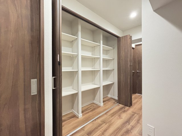 駒込台ハイツの収納