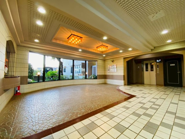 ライオンズマンション八街中央のロビー