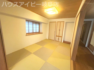 【和室】 | リバティヒルズ岐阜西8階部分！一部リフォーム済み！IHクッキングヒーター搭載！日当り良好です♪ | リバティヒルズ岐阜西2階部分！ペット飼育可能なマンション！リフォーム済み！オール電化！エアコン3台！