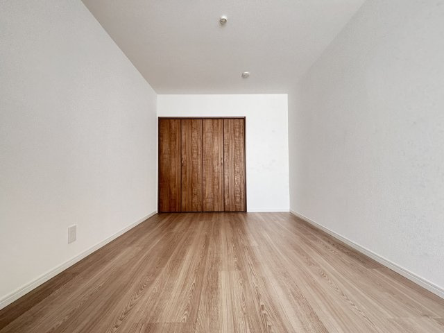 ルラール駒込の洋室