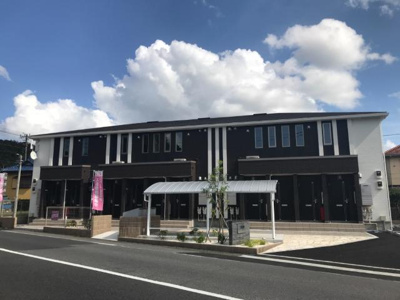 【外観】 | アジュール | 外観写真（昼）