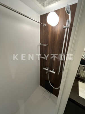 【シャワールーム】 | ザ・パークハビオ蒲田 | すっきりとしたシャワールームです