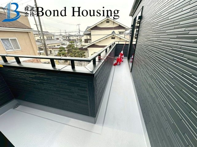 角地につき陽当り・通風良好　持子1丁目　限定1棟