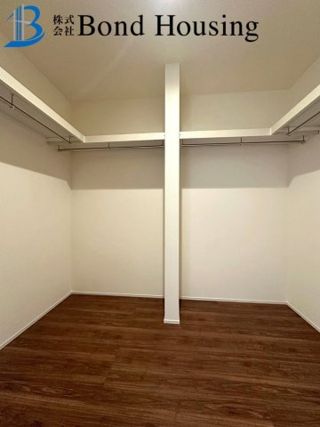 角地につき陽当り・通風良好　持子1丁目　限定1棟