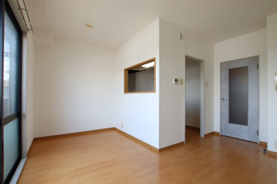 【居間・リビング】 | サンモール西井