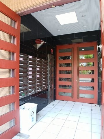 オリエンタル長田駅前のエントランス