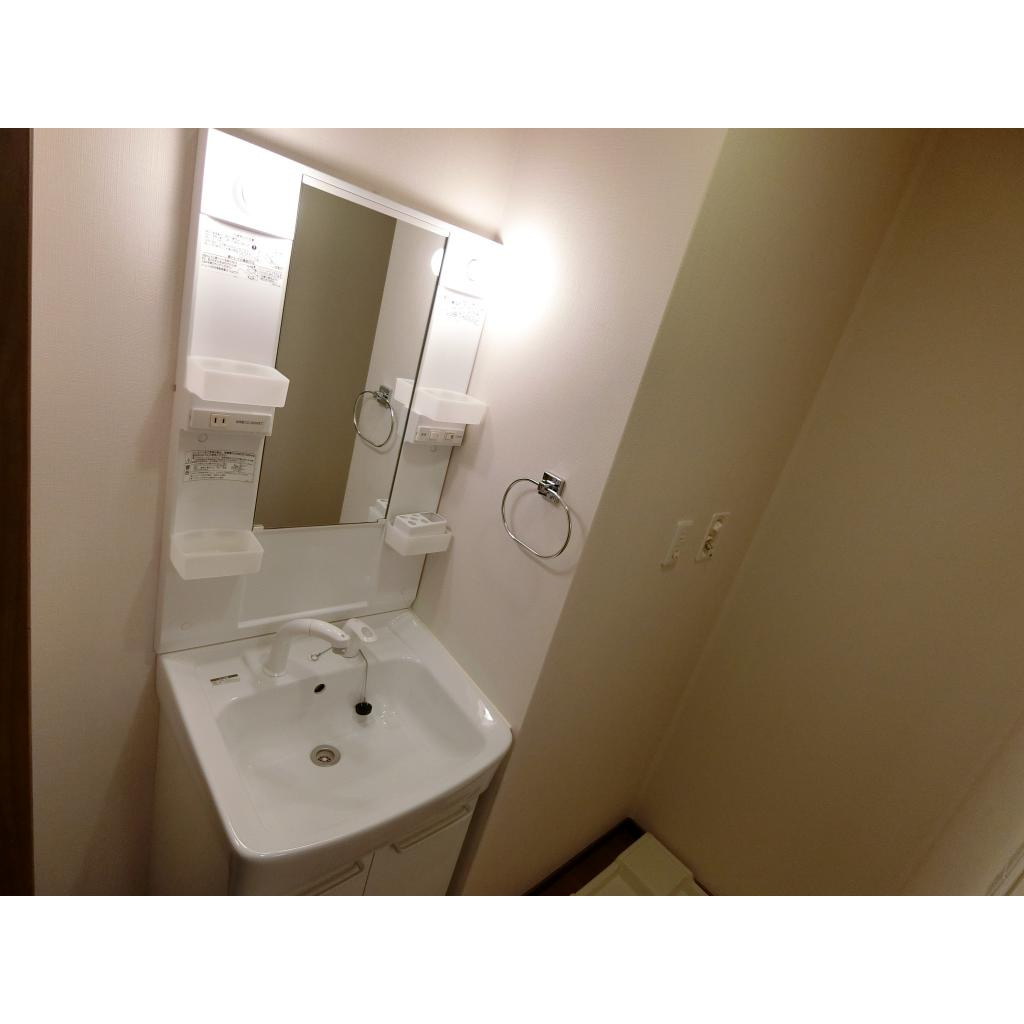 ヴィラ・エターナルの洗面所|洗面所