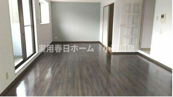 【居間・リビング】