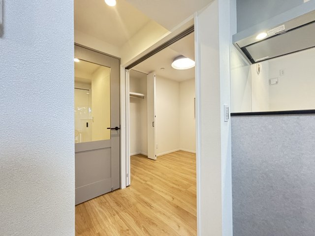 六義園サマリヤマンションの洋室