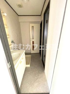 リヴェール浅見の洗面所|水回りの導線も大事ですよね