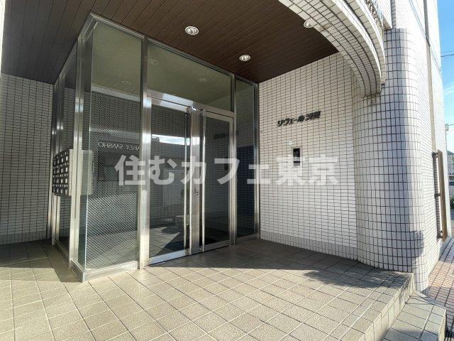 リヴェール浅見のエントランス|整然としたエントランスです