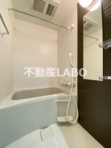 ラクラス阿倍野元町の浴室