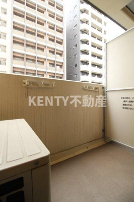 【バルコニー】 | 東京蒲田ＳｑｕａｒｅＴｏｗｅｒ | 開放的で明るい空間を演出してくれるバルコニーです