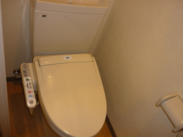 アリウスのトイレ