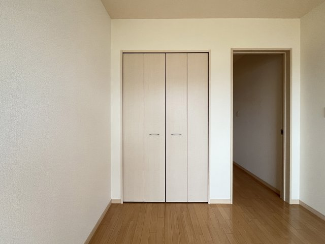 アース・カラーの収納