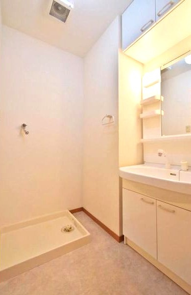 ガーデニングヒルズ神の倉Ⅱの洗面所