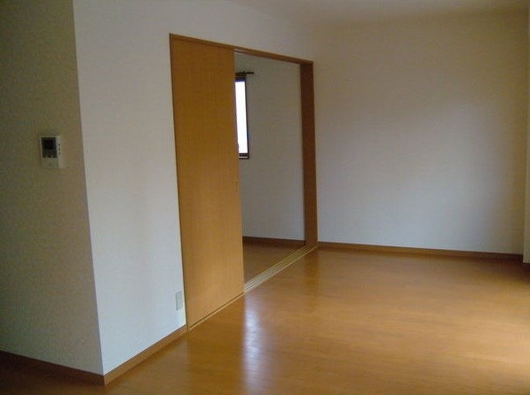 ガーデニングヒルズ神の倉Ⅱの居間・リビング