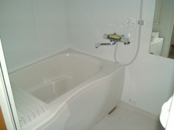 ガーデニングヒルズ神の倉Ⅱの浴室