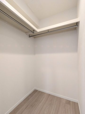 ライオンズマンション東向島第2の収納|～WIC写真～