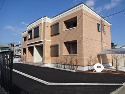 【エントランス】 | アメニティハイム | 外観写真（昼）