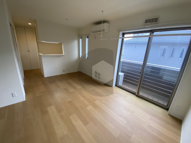 プレセアコート花園 A棟の洋室