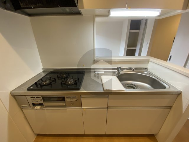 プレセアコート花園 A棟のキッチン