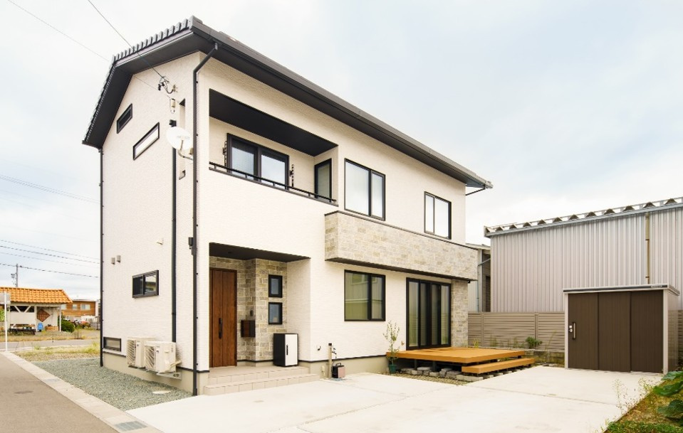 中古戸建　長野市稲里町中氷鉋の外観