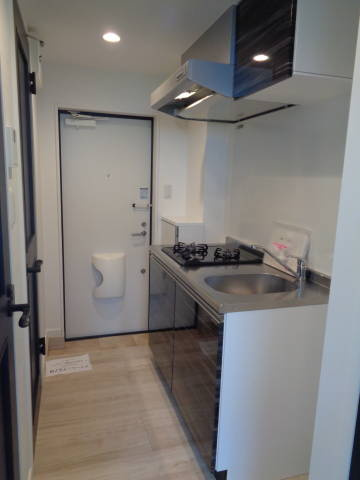 川崎市多摩区東三田２丁目のアパートのキッチン