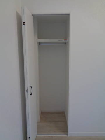 川崎市多摩区東三田２丁目のアパートの収納