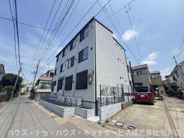 丘の上のフルールの外観