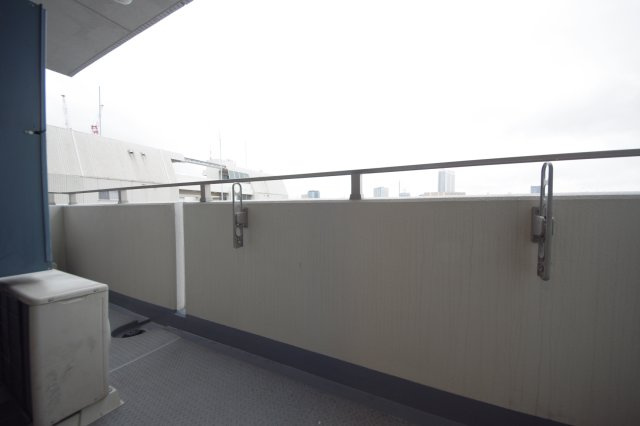 【バルコニー】