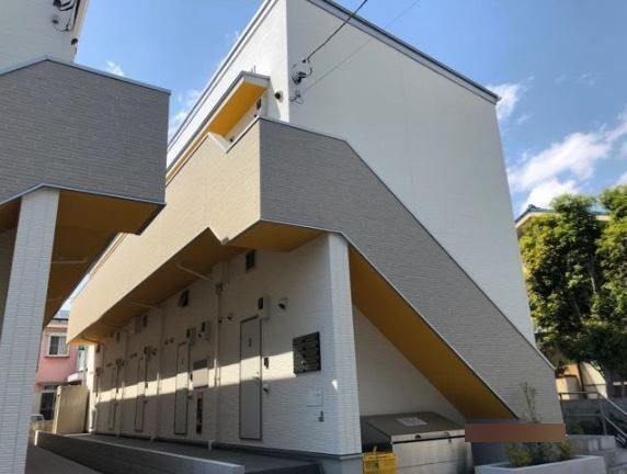 リアナ西新井(リアナニシアライ)