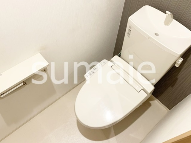 エルフローレのトイレ|ウォシュレット付トイレ。