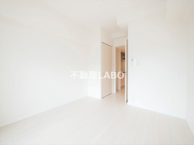 S-RESIDENCE難波Brillerの洋室