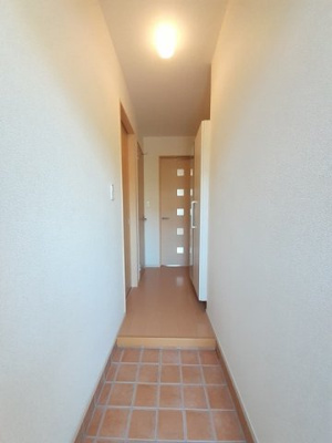 【玄関】 | ラフィーネワン | 玄関です