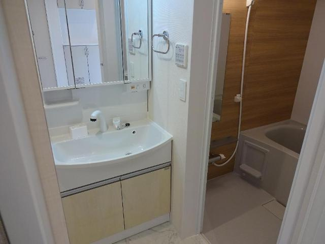 雅の洗面所|洗髪洗面化粧台