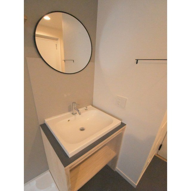 オーパスホームズ芝公園の洗面所|脱衣スペースもあります