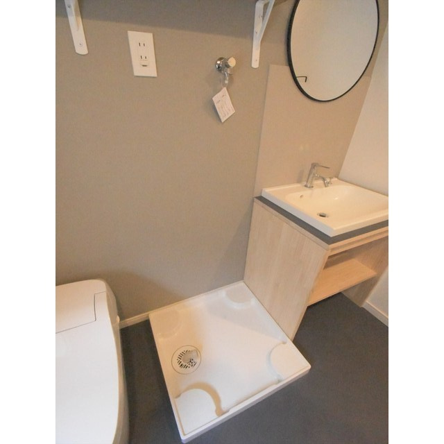 オーパスホームズ芝公園のその他|室内洗濯機置場