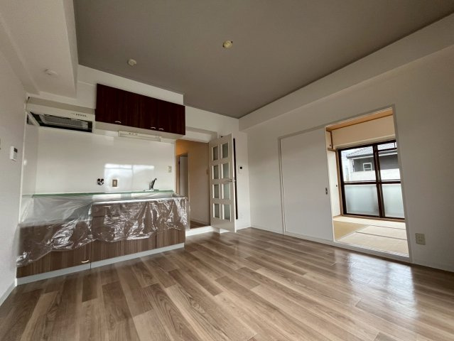 第2宝旭ハイツの居間・リビング