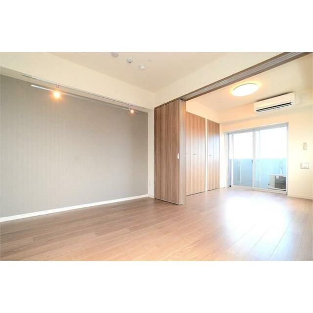 ステージグランデ上野の居間・リビング