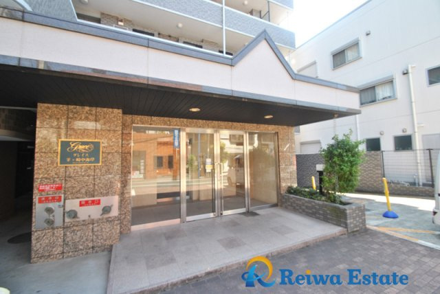 グレイス茅ヶ崎中海岸のエントランス