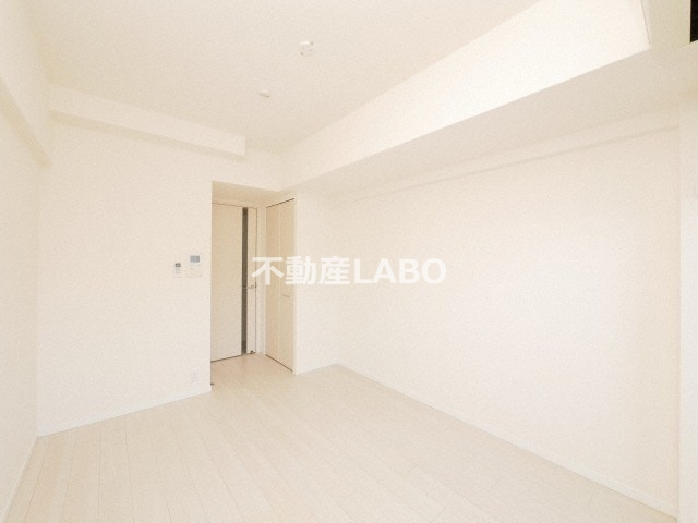 S-RESIDENCE難波Brillerの洋室