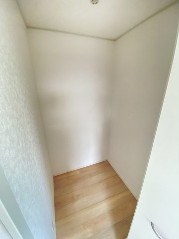 【収納】 | 西三里塚戸建/102.06　33号棟 | ウォークインクローゼット☆