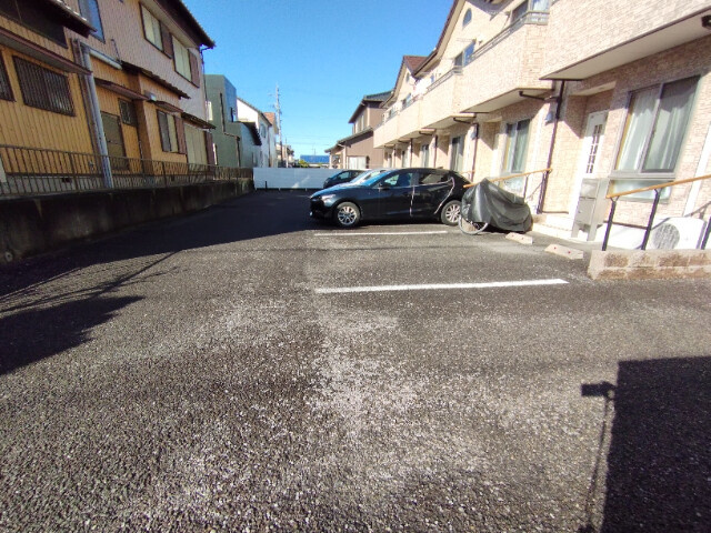 セプテットの駐車場