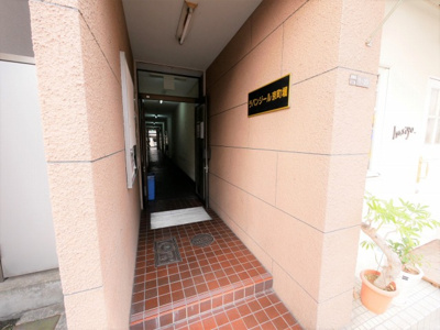 【エントランス】 | ラパンジール京町堀