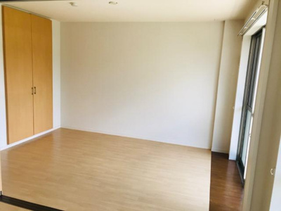 【内装】 | ディアステージシャロン | 南側洋室